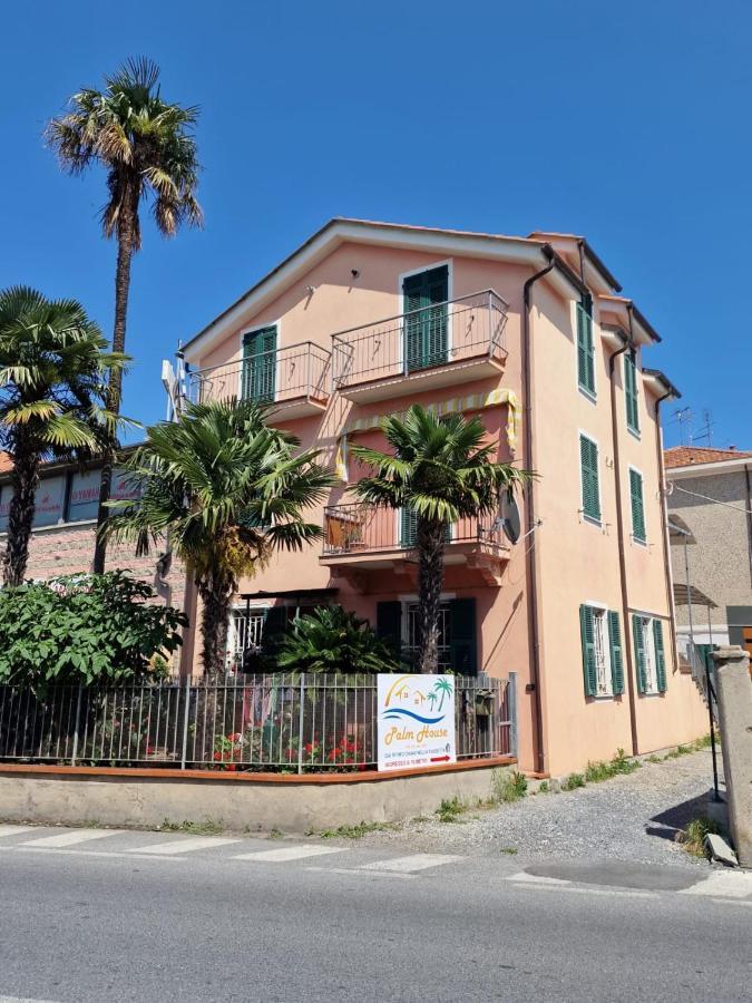 Palm House Apartment Albenga Exterior photo